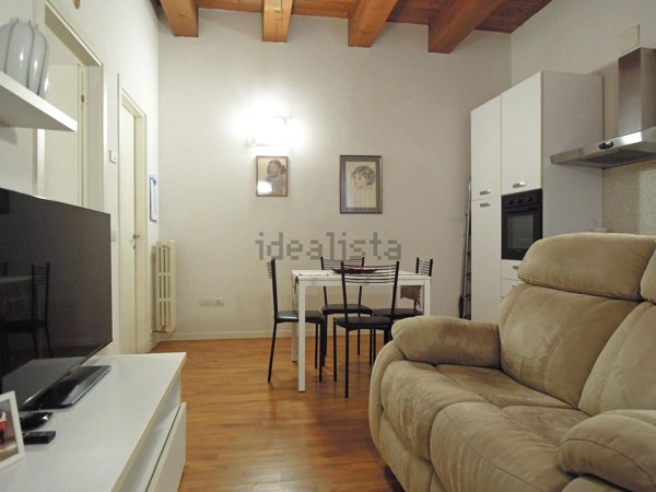 appartamento in vendita a Pesaro in zona Centro Città