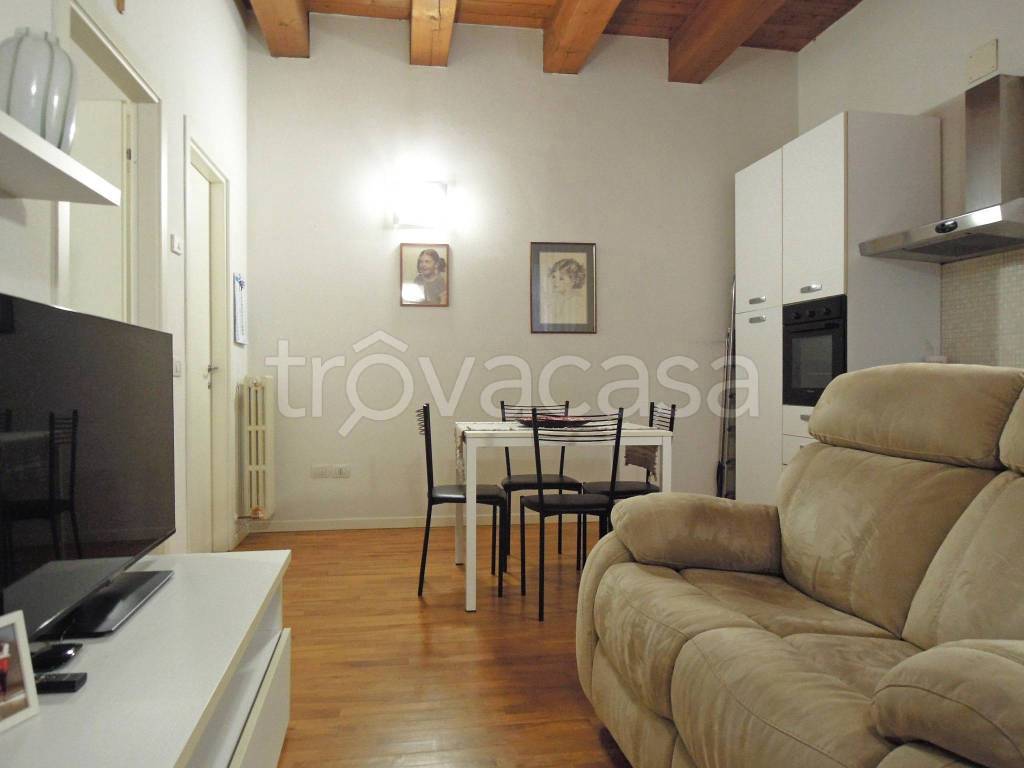 appartamento in vendita a Pesaro in zona Centro Città