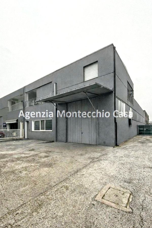 casa indipendente in vendita a Pesaro in zona Villa Fastiggi