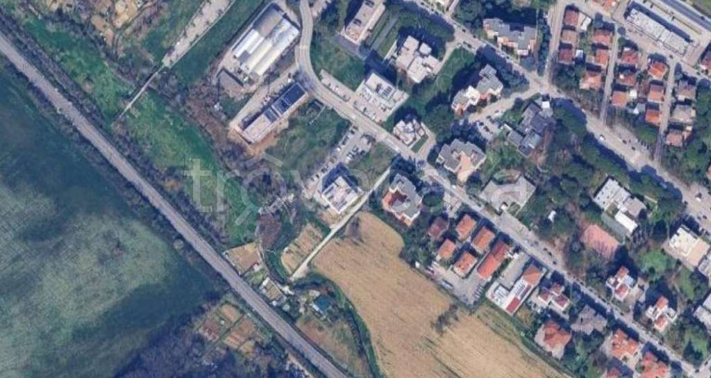 terreno edificabile in vendita a Pesaro in zona Cattabrighe