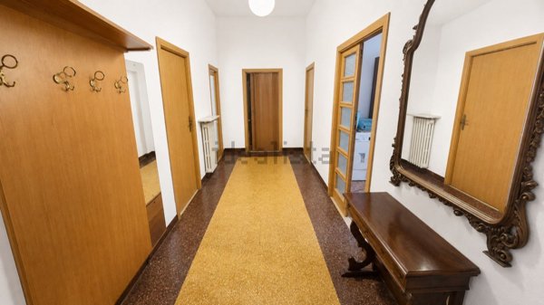 appartamento in vendita a Pesaro in zona Mare