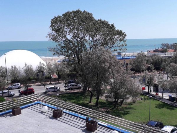 appartamento in vendita a Pesaro in zona Mare