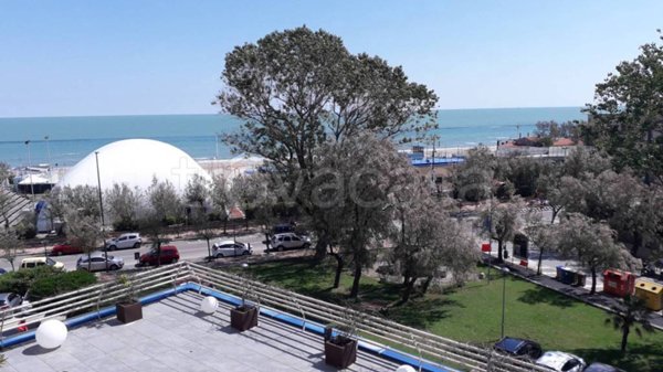 appartamento in vendita a Pesaro in zona Mare