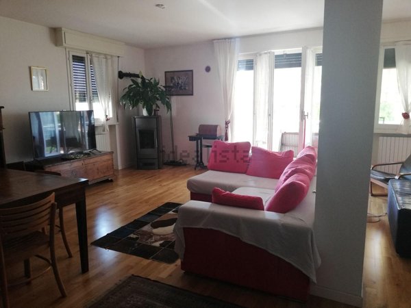 appartamento in vendita a Pesaro in zona Cattabrighe