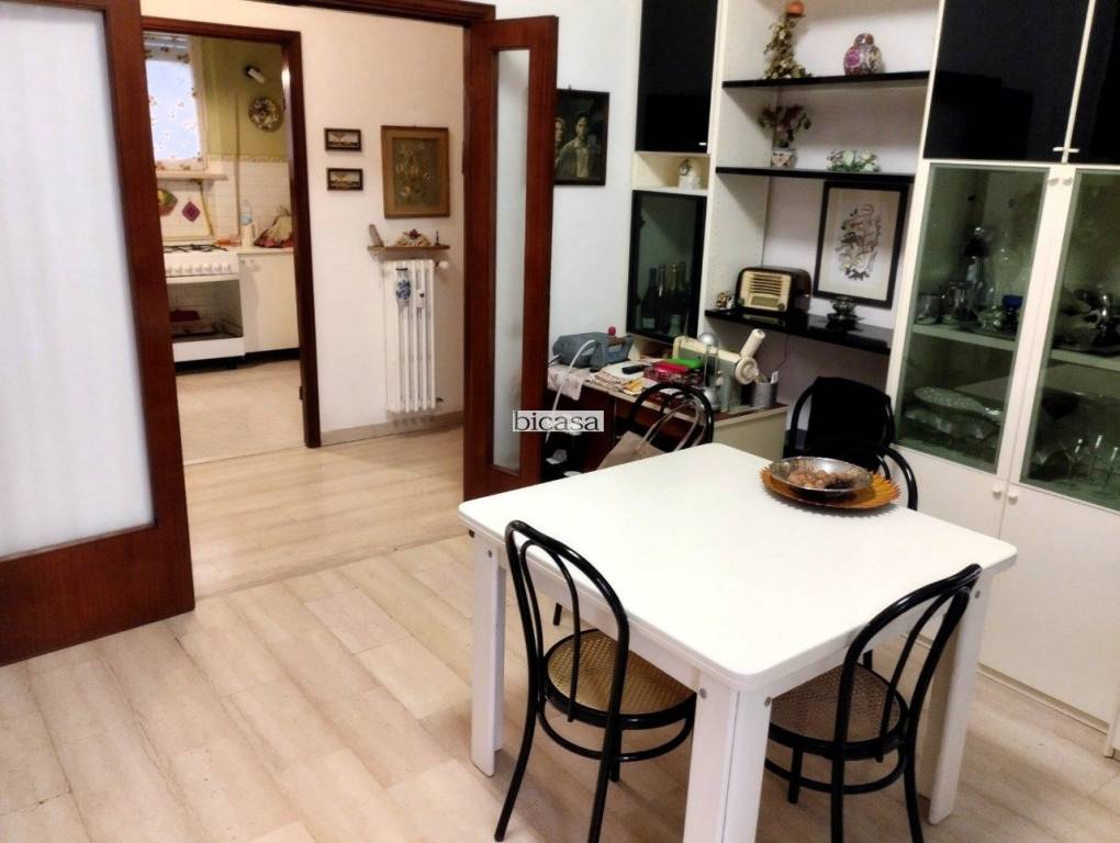 appartamento in vendita a Pesaro in zona Mare