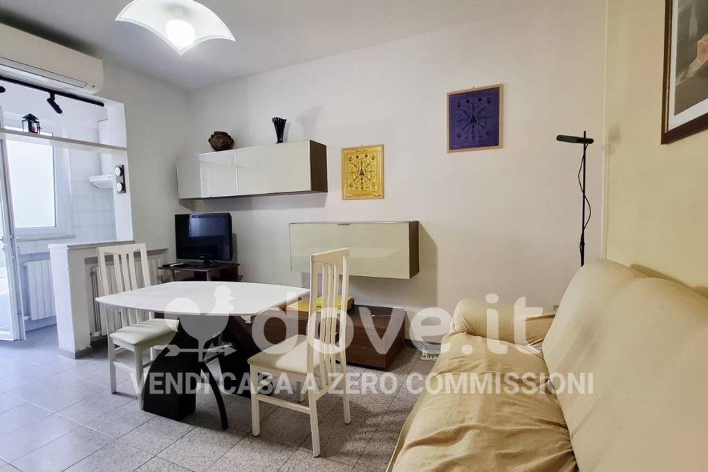 appartamento in vendita a Pesaro in zona Mare