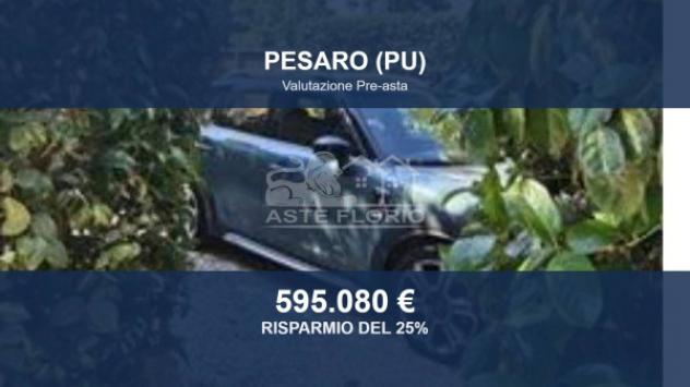 casa indipendente in vendita a Pesaro in zona Centro Città
