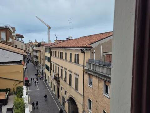 appartamento in vendita a Pesaro in zona Centro Città