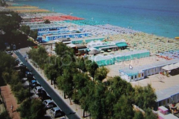 casa indipendente in vendita a Pesaro in zona Mare