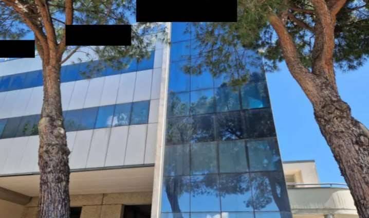 ufficio in vendita a Pesaro in zona Ginestreto