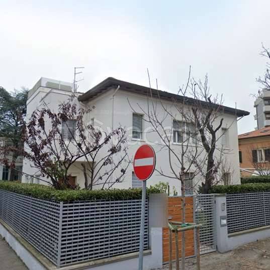 casa indipendente in vendita a Pesaro in zona Porto