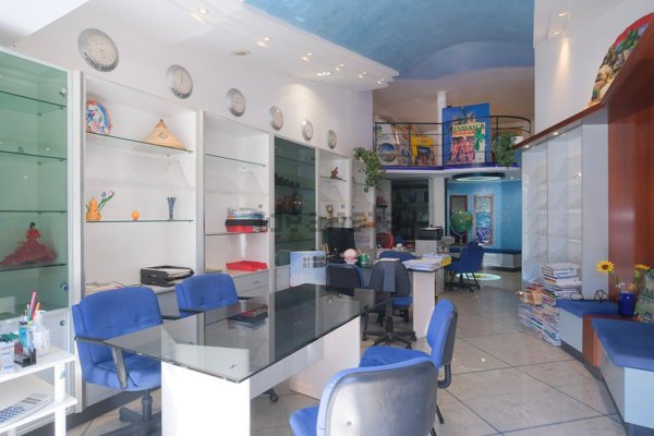 casa semindipendente in vendita a Pesaro in zona Mare