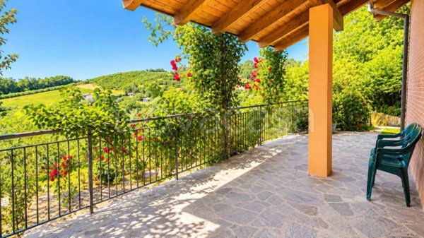 casa indipendente in vendita a Pesaro in zona Villa Fastiggi