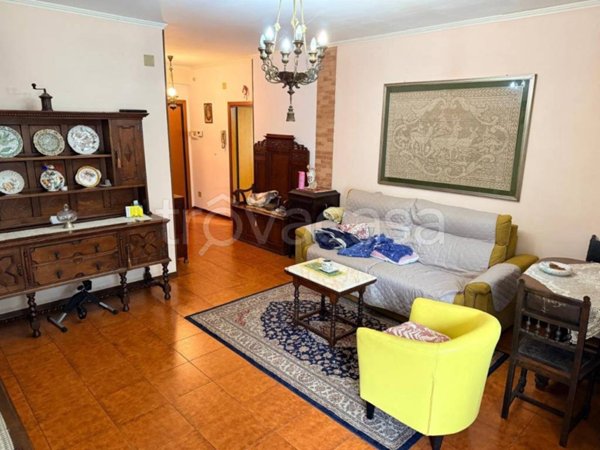 casa indipendente in vendita a Pesaro in zona Santa Veneranda