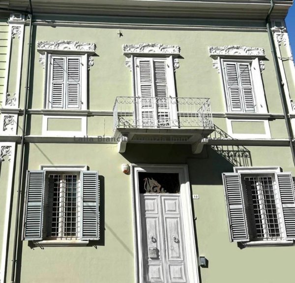 appartamento in vendita a Pesaro in zona Mare