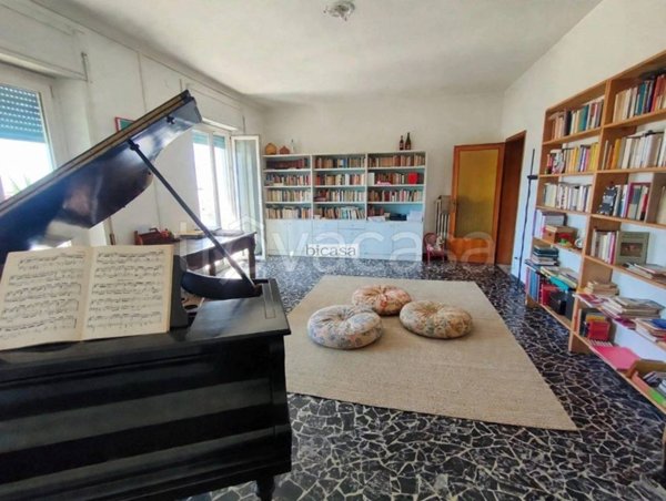 appartamento in vendita a Pesaro in zona Centro Città