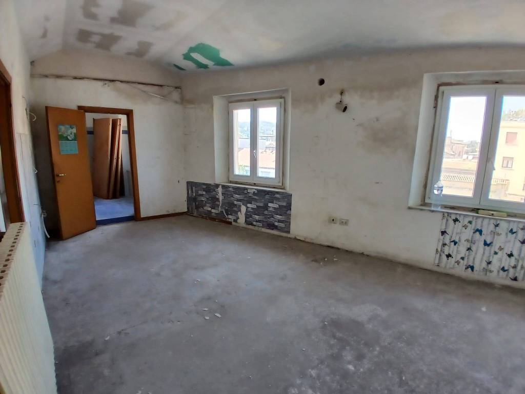 intera palazzina in vendita a Pesaro