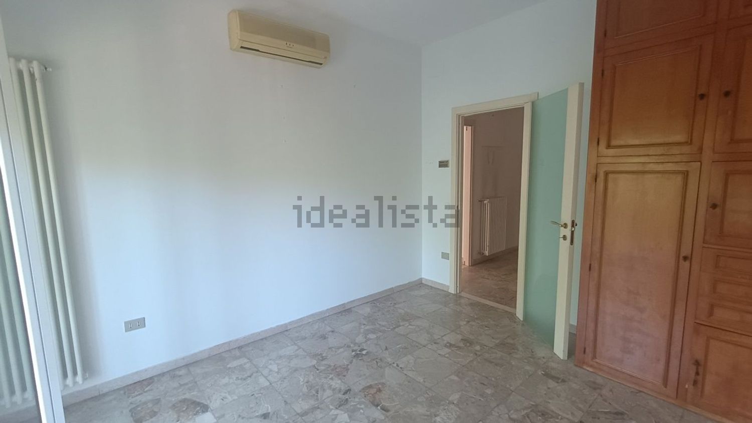 appartamento in vendita a Pesaro in zona Soria