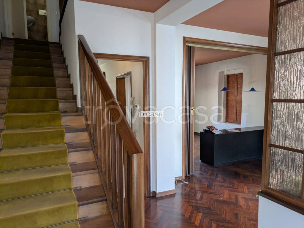 casa indipendente in vendita a Pesaro in zona Porto