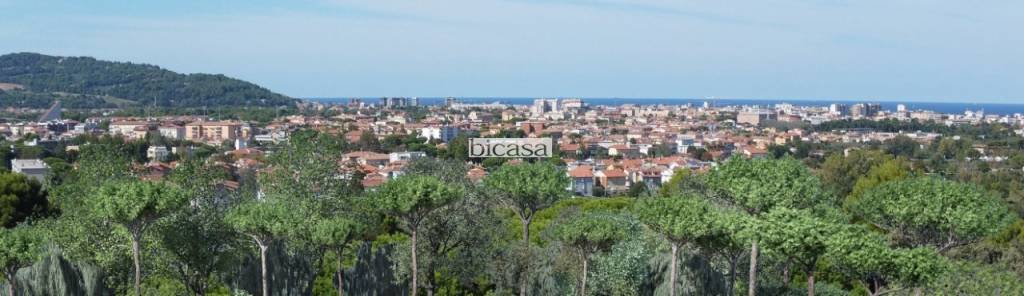 appartamento in vendita a Pesaro in zona Santa Veneranda