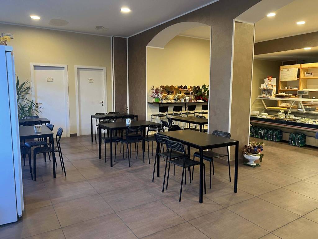 negozio in vendita a Pesaro