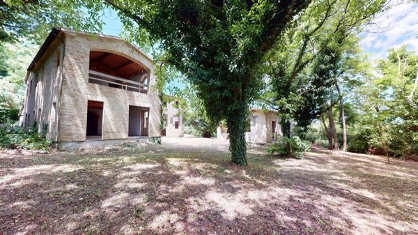 casale in vendita a Pesaro in zona Centro Città