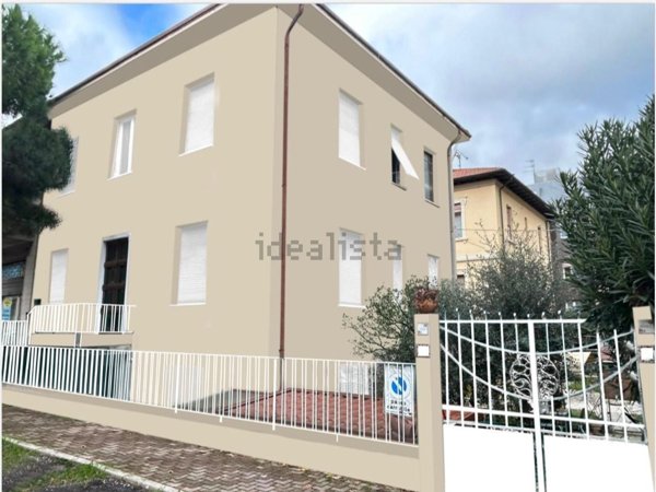 appartamento in vendita a Pesaro in zona Mare