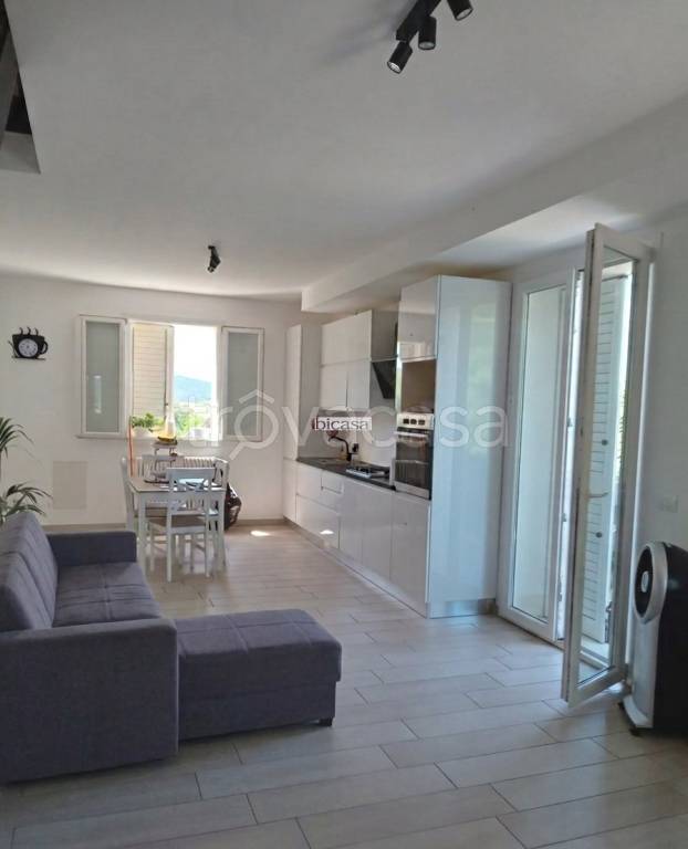 casa indipendente in vendita a Pesaro in zona Monteciccardo