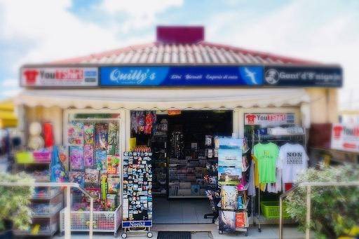 negozio in vendita a Pesaro in zona Novilara