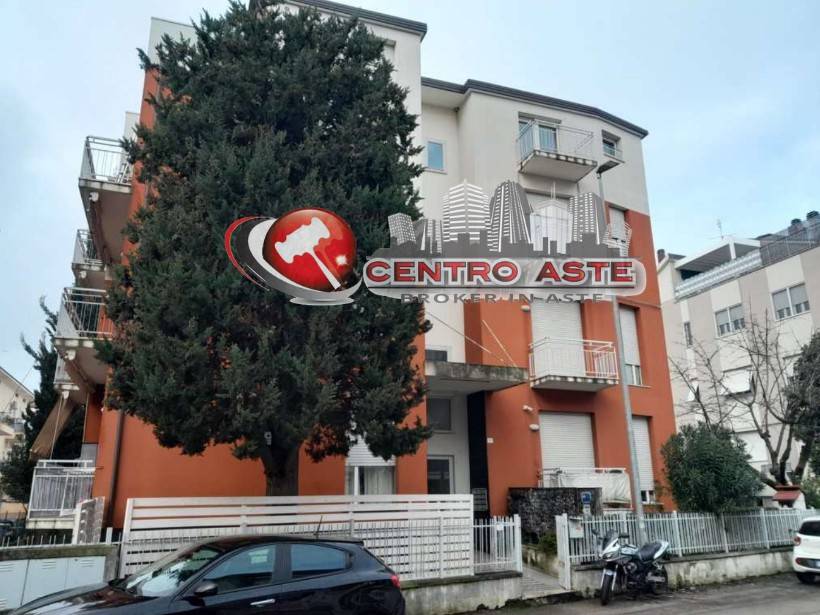 appartamento in vendita a Pesaro in zona Pantano
