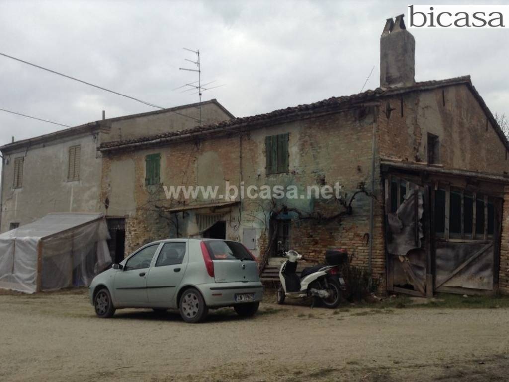 casa indipendente in vendita a Pesaro in zona Pantano