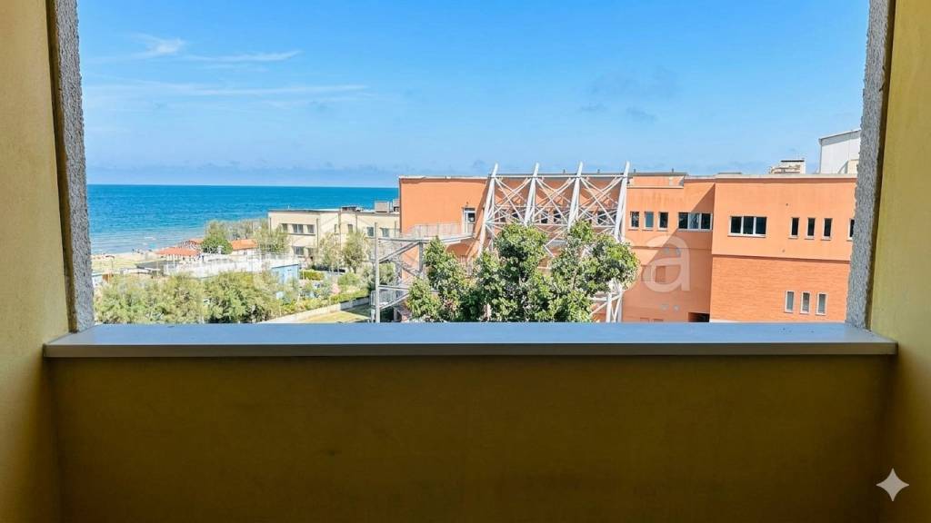 appartamento in vendita a Pesaro in zona Porto
