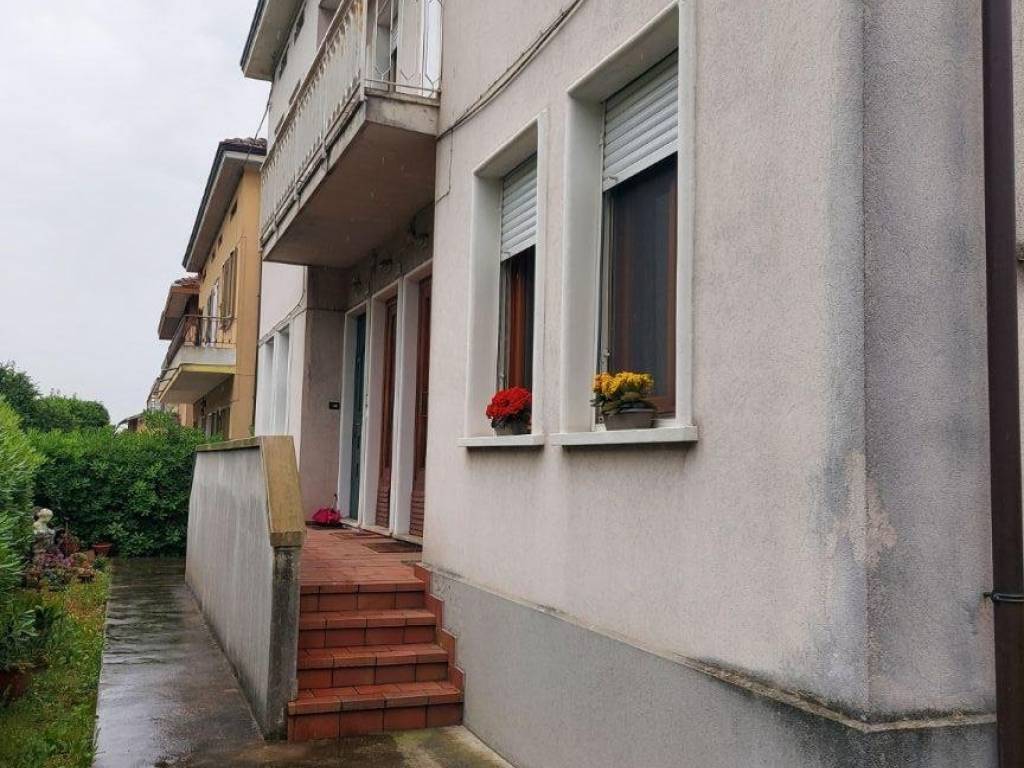 appartamento in vendita a Pesaro in zona Vismara