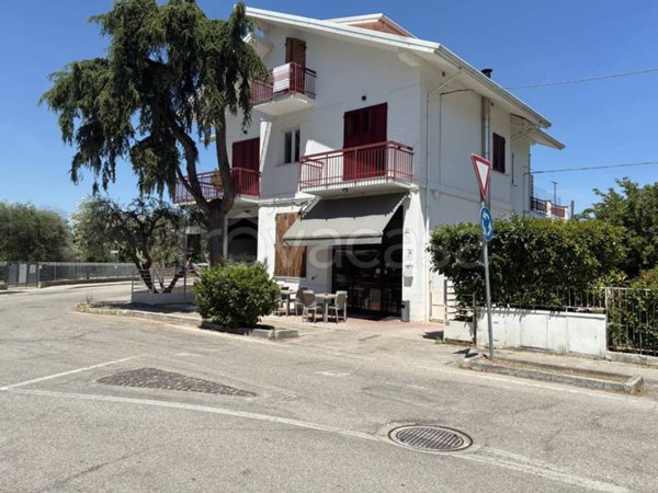 casa indipendente in vendita a Pesaro in zona Villa Fastiggi