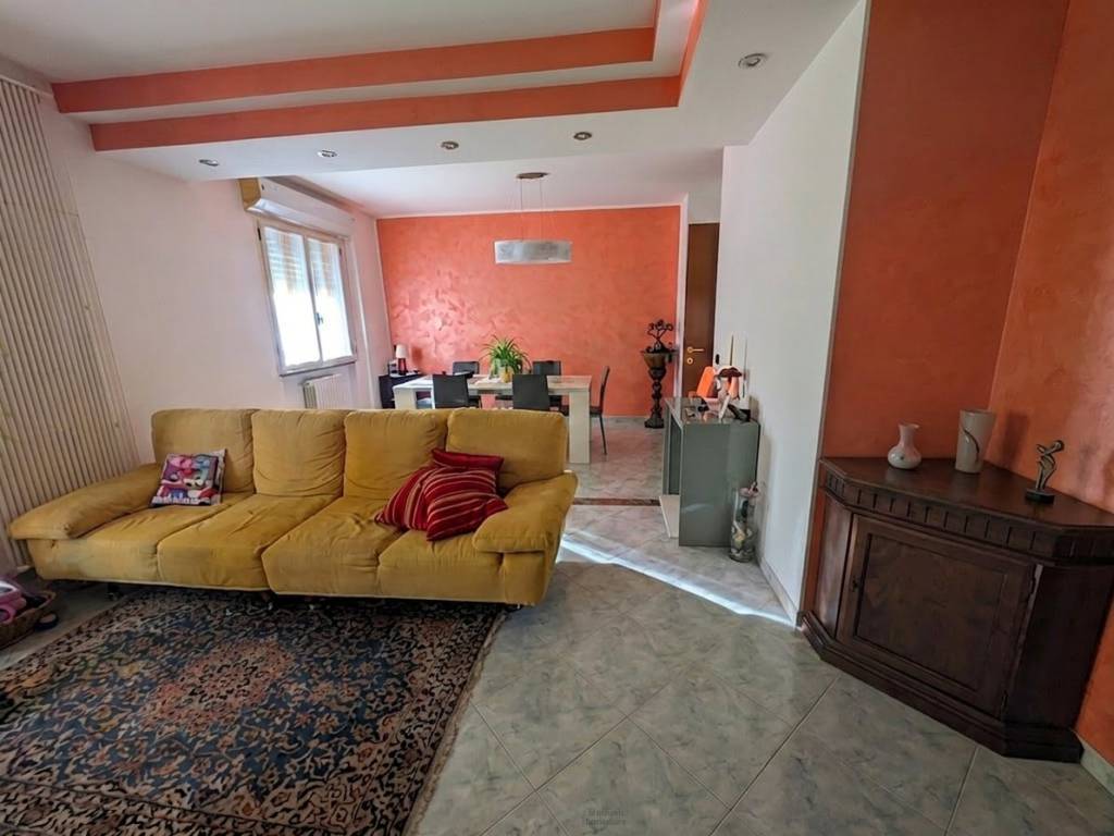appartamento in vendita a Pesaro in zona Santa Veneranda