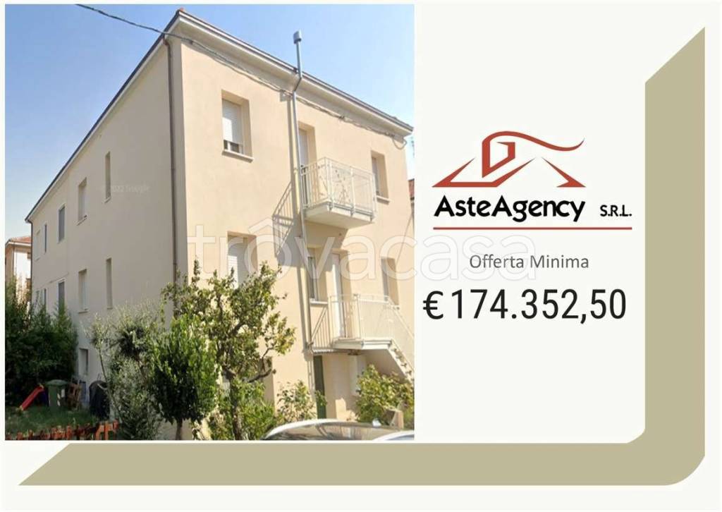 appartamento in vendita a Pesaro in zona Loreto