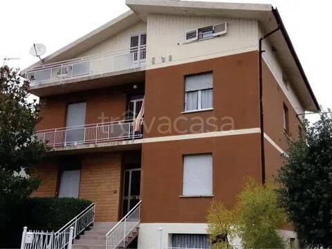 casa indipendente in vendita a Pesaro