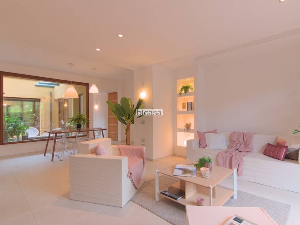 casa indipendente in vendita a Pesaro