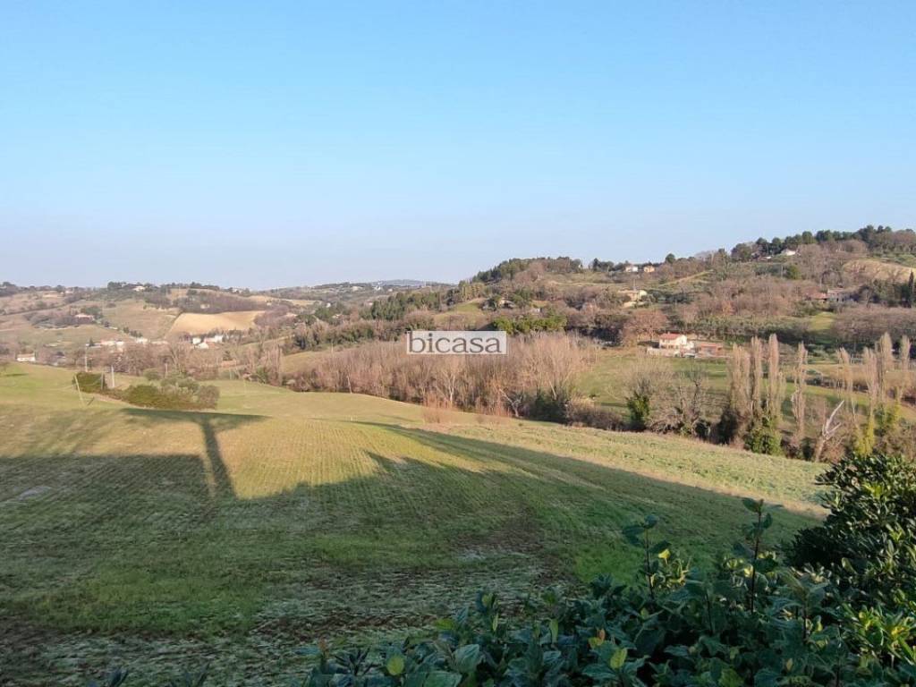terreno agricolo in vendita a Pesaro in zona Tresole