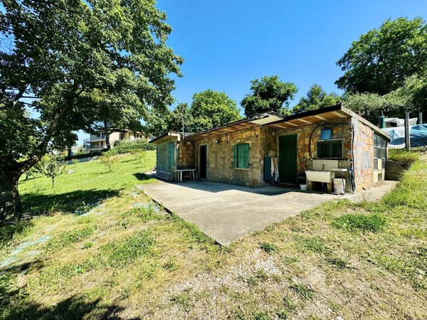 casa indipendente in vendita a Pesaro in zona Villa Fastiggi