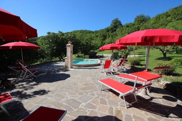 casa indipendente in vendita a Pesaro in zona Monteciccardo