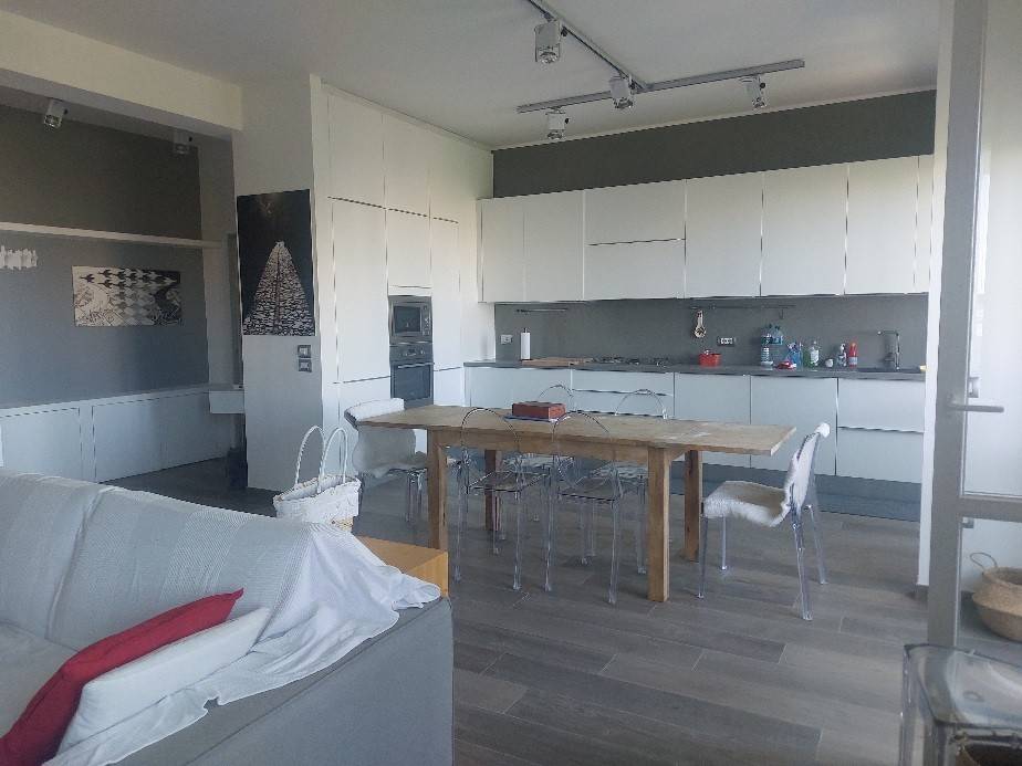 appartamento in vendita a Pesaro in zona Mare