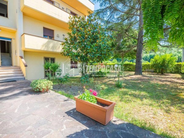 appartamento in vendita a Pesaro in zona Cattabrighe