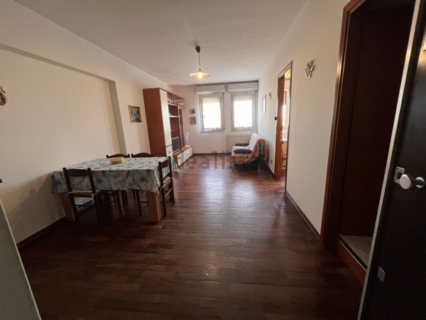 appartamento in vendita a Pesaro in zona Centro Città