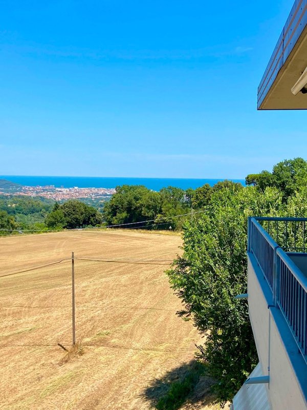 appartamento in vendita a Pesaro in zona Novilara