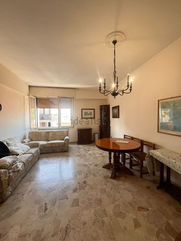 appartamento in vendita a Pesaro in zona Mare