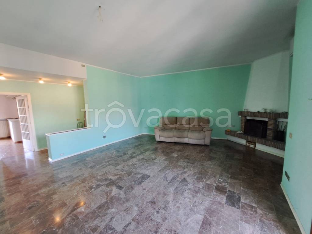 casa indipendente in vendita a Pesaro