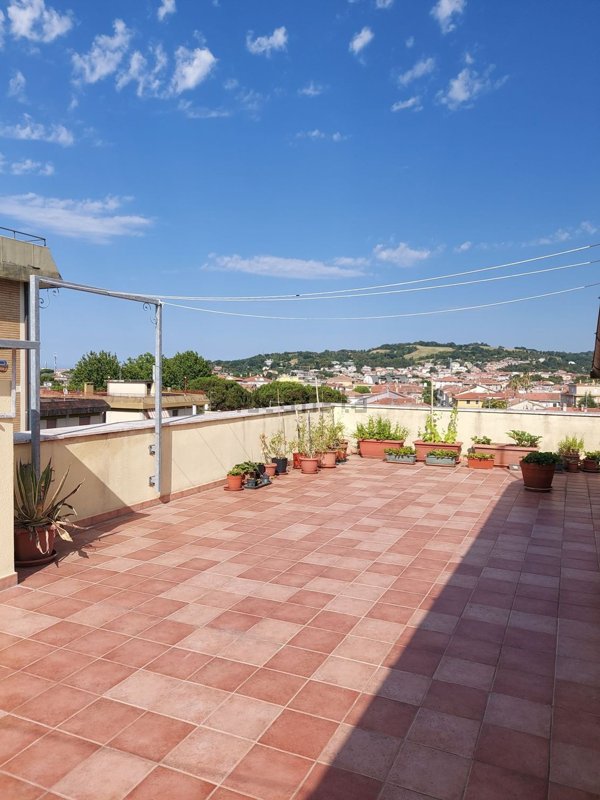 appartamento in vendita a Pesaro in zona Pantano