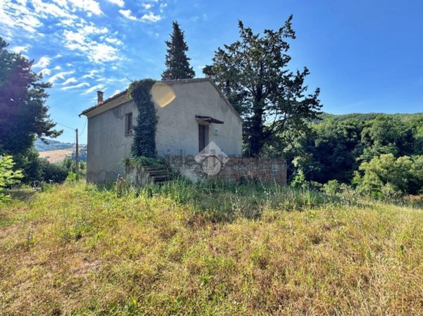 casale in vendita a Pesaro