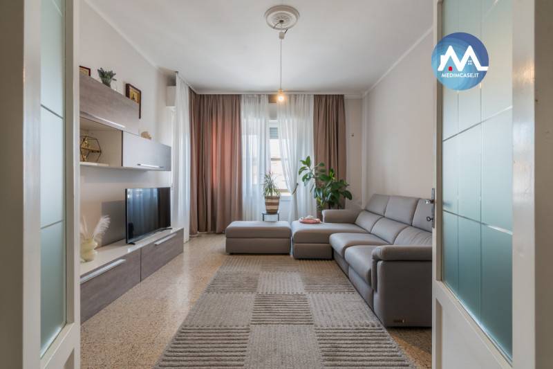 appartamento in vendita a Pesaro in zona Santa Veneranda